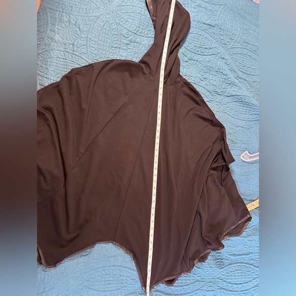 HOT TOPIC | RARE Hooded Bat Cape *EUC* - Picture 12 of 13